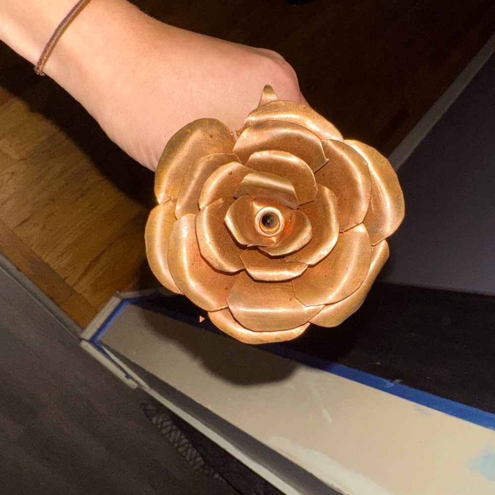 Elegant Copper Gold Rose Decor